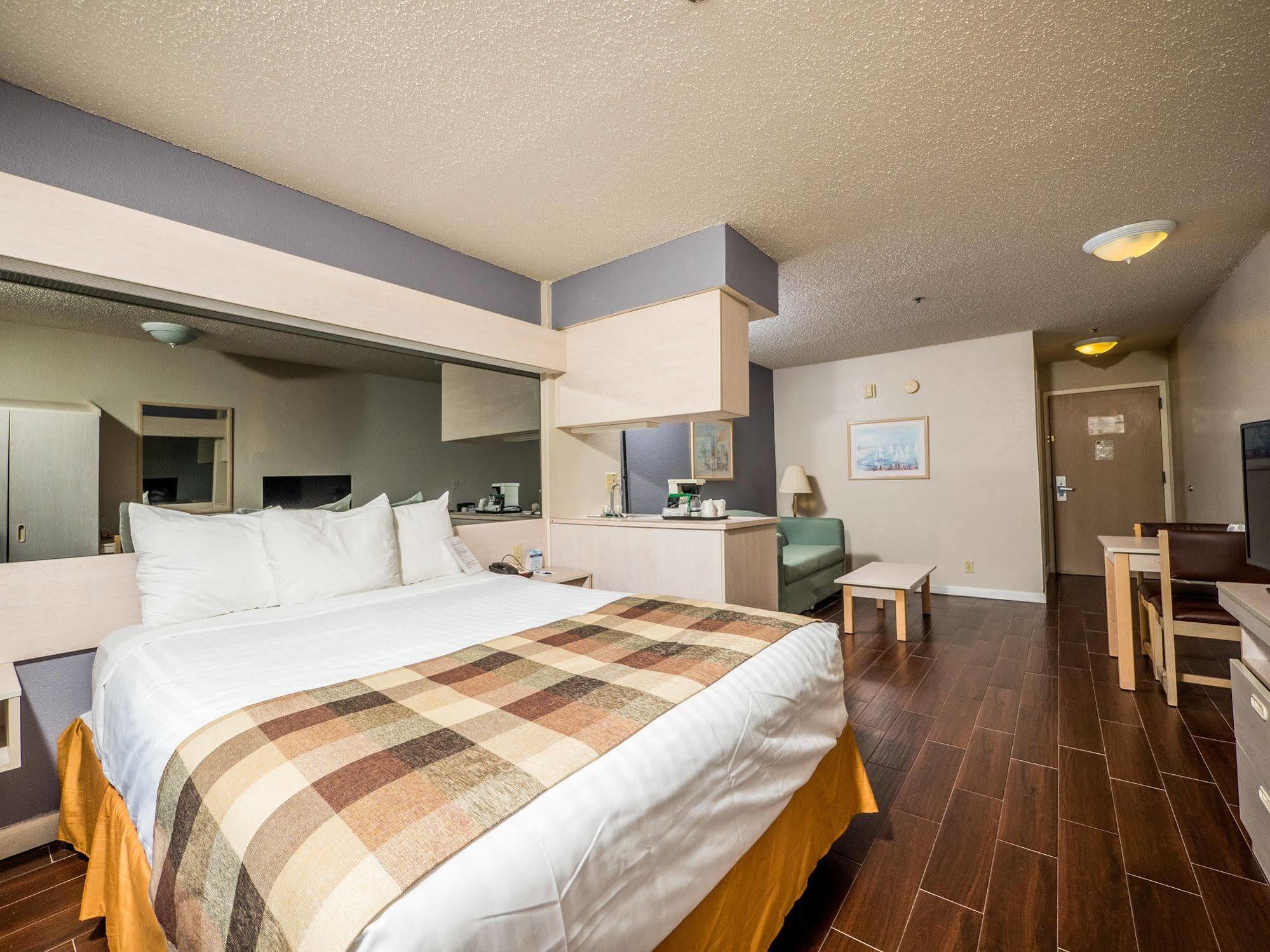 Microtel Inn & Suites By Wyndham Palm Coast I-95 Esterno foto